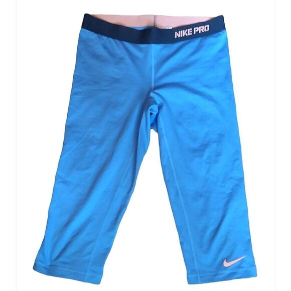 Women's Pre-Owned Nike Size Medium Blue Capri Style Athletic Leggings - Picture 1 of 7